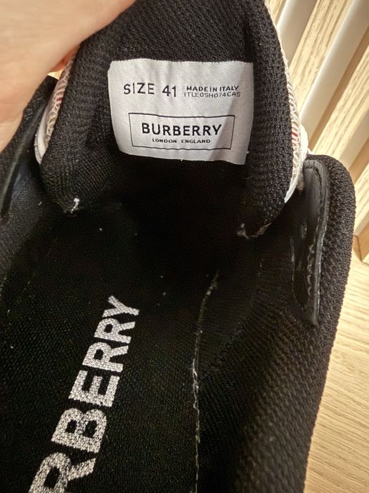 Burberry Sneakers - Unisex