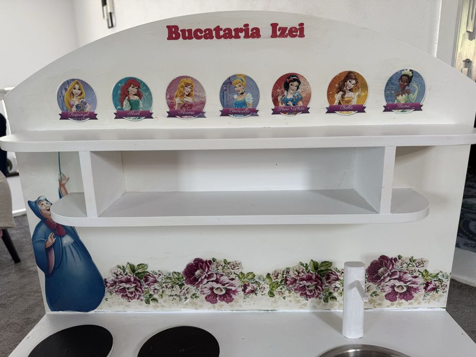 Bucatarie de jucarie