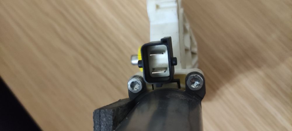 Моторче за стъкла SAAB 9-3