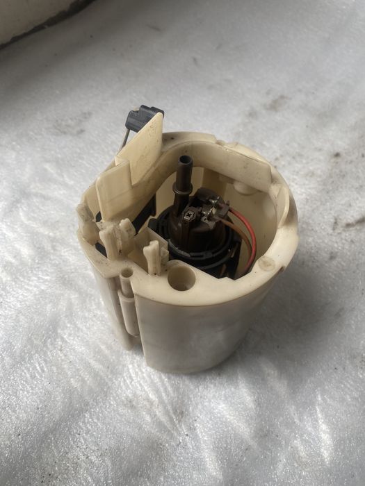 Бензонасос бензостанция Subaru