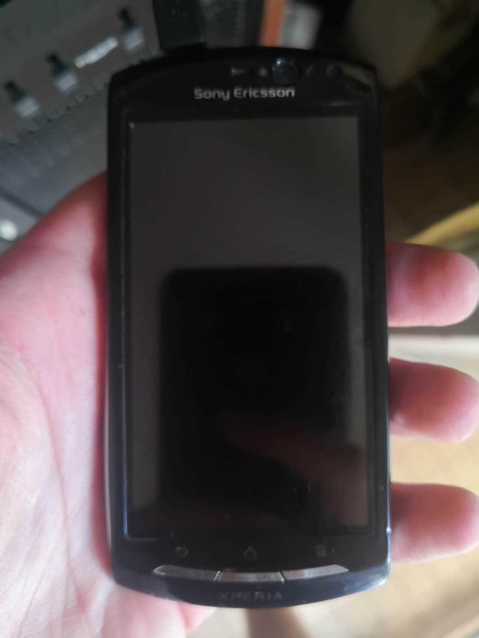 Телефон Sony Ericsson Xperia neo V