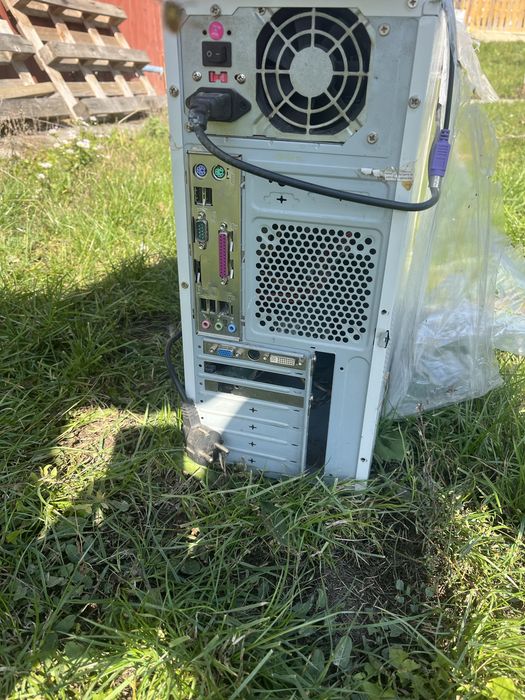 Calculator complet MicroData V2 + Monitor Philips