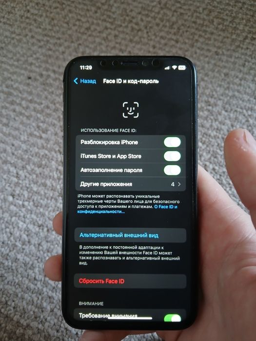 Айфон Х в хорошом состояние