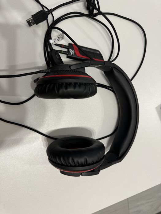 Mouse gaming/tastatura gaiming Razer si casti gamin Asus