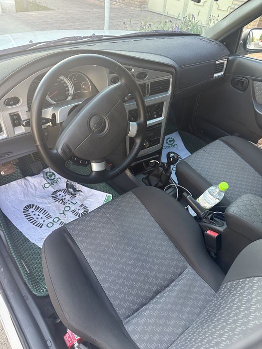 Нексия 2 1.6 люкс