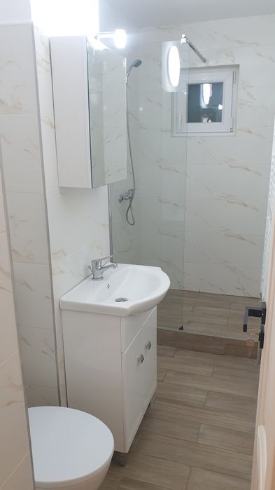 Inchiriez Apartament cu 2 Camere OITUZ