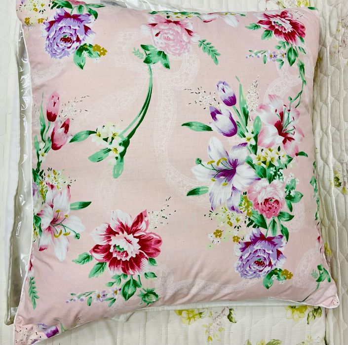 Подушка пуховая 68*68