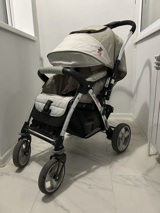 Коляска прогулочная