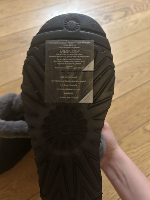 UGG uri marimea 38 negre