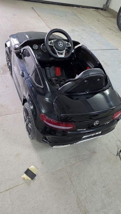 Детска електрическа количка Mercedes