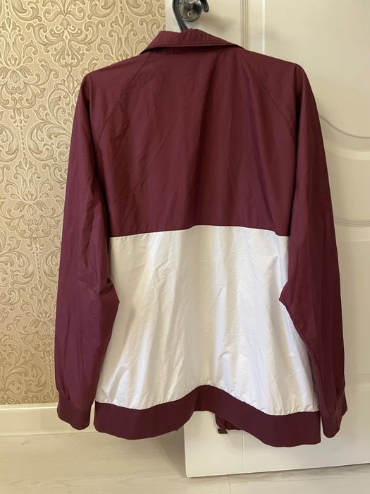 Ветровка new balance