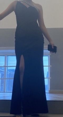 Платье вечернее