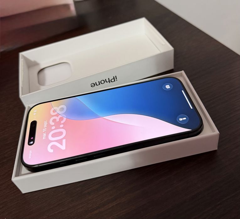 Vand Iphone 16 Pro Black