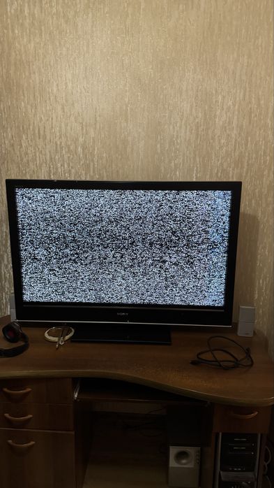 Продам телевизор бу проблема с экраном