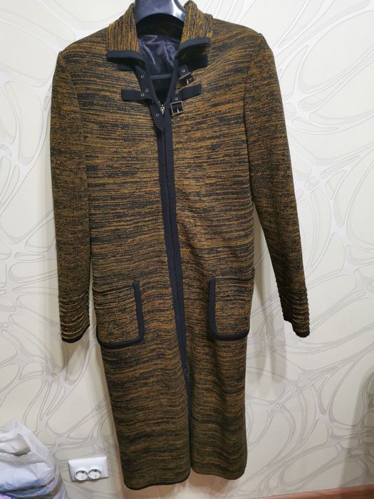 Верхняя женская одежда