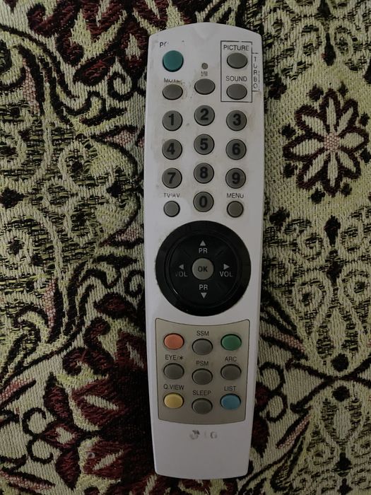 Продам Телевизор LG(рабочий)