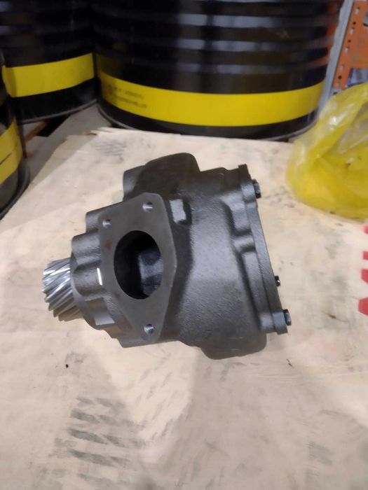 Pompa apa utilaje Volvo