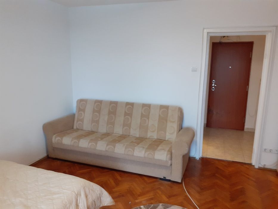 Închiriez apartament cu 1 camera