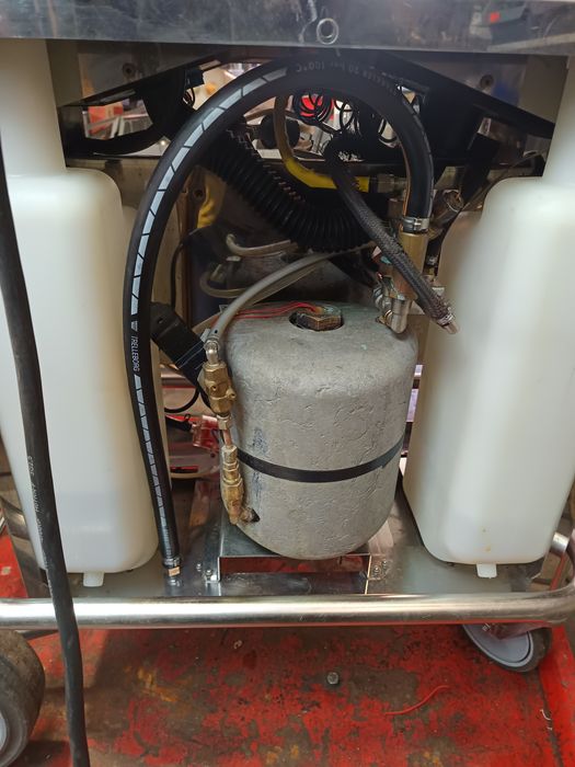 Професионален паро генератор IPC SG-50