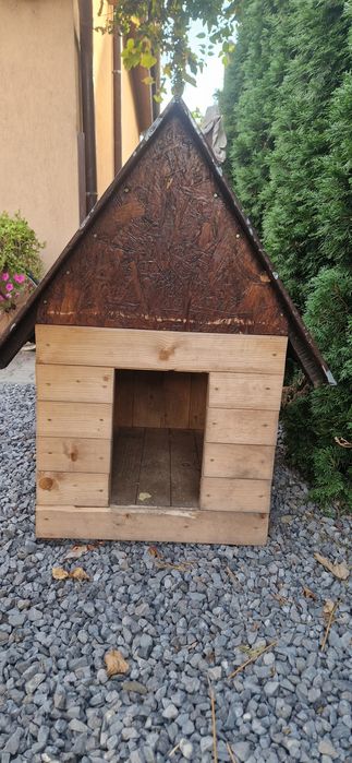 Coteț /cușca câine