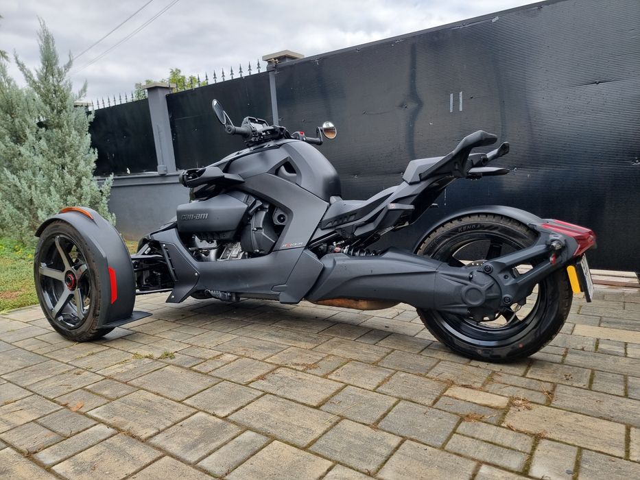 Can-Am Ryker 900 SPORT - 82cp