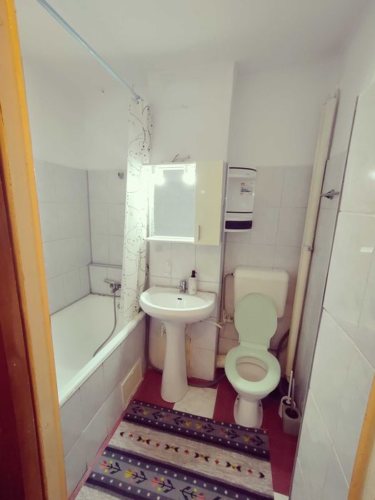 Inchiriez apartament 2 camere metrou Lujerului