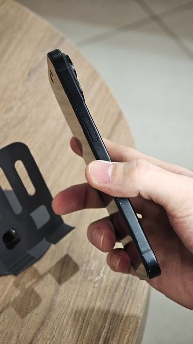 iPhone 15 128GB | 85% | Apple Room