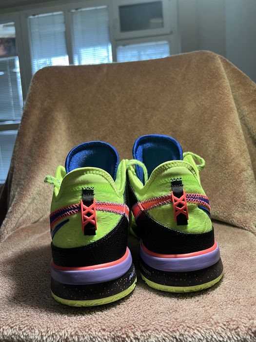 Nike LeBron NXXT Gen “Ghost Green”