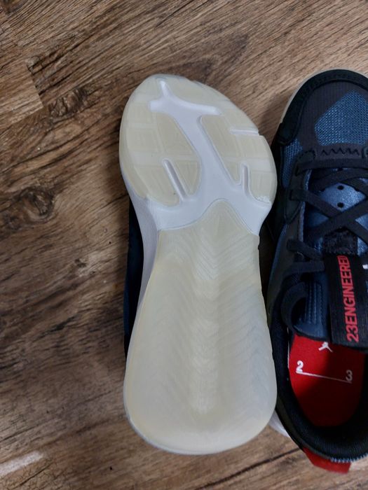 Adidasi Nike JARDEN AIR 200 E