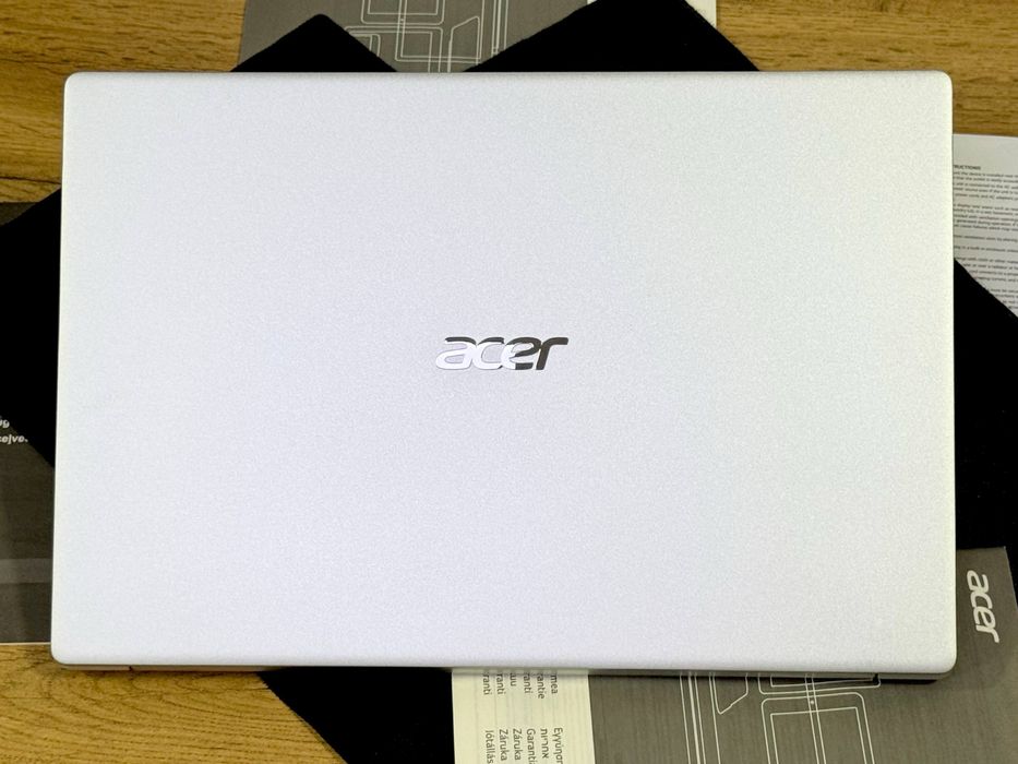 Acer SWIFT 3 METAL GRAY I7 Processorli BIZNESS CLASS notebook