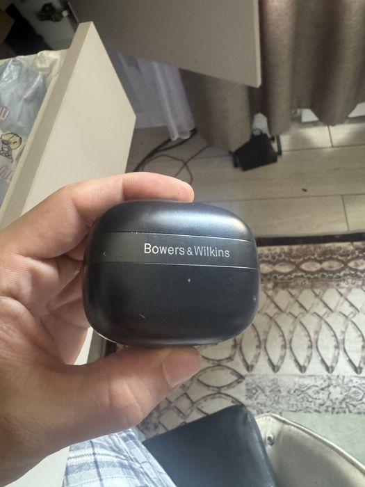Наушники Bowers & Wilkins Pi8