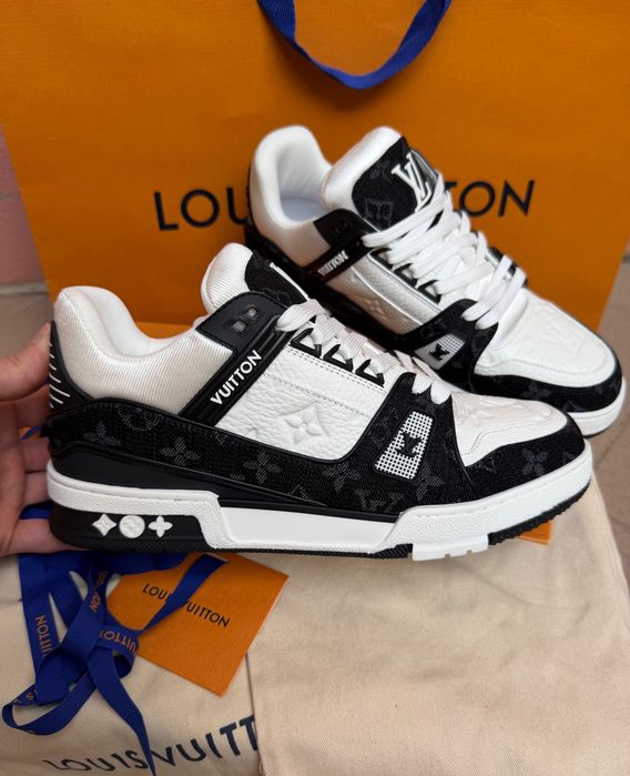 Adidasi originali Louis Vuitton Trainer Sneakers Noi cu factura