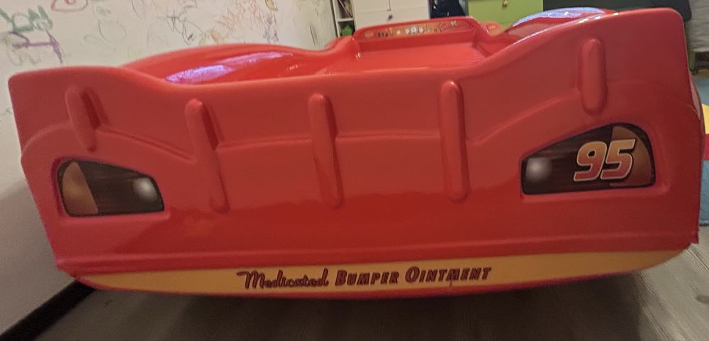 Pat masina pentru copii