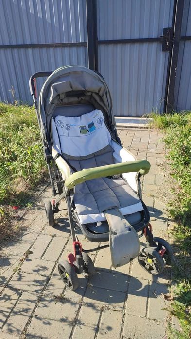 Продам детскую коляску