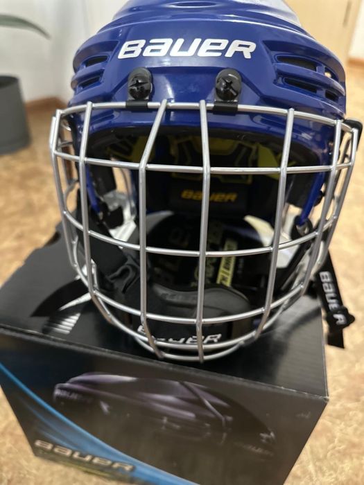Продается хокейная экипировка Bauer