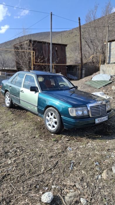 Mercedes-Benz w124