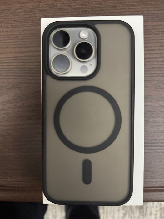 Продается iPhone 15 Pro 256 gb sotiladi