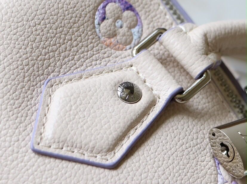 Louis Vuitton модел 2026