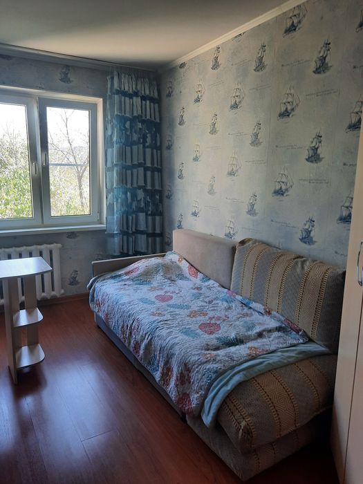 Продаётся 2 - х комнатная квартира