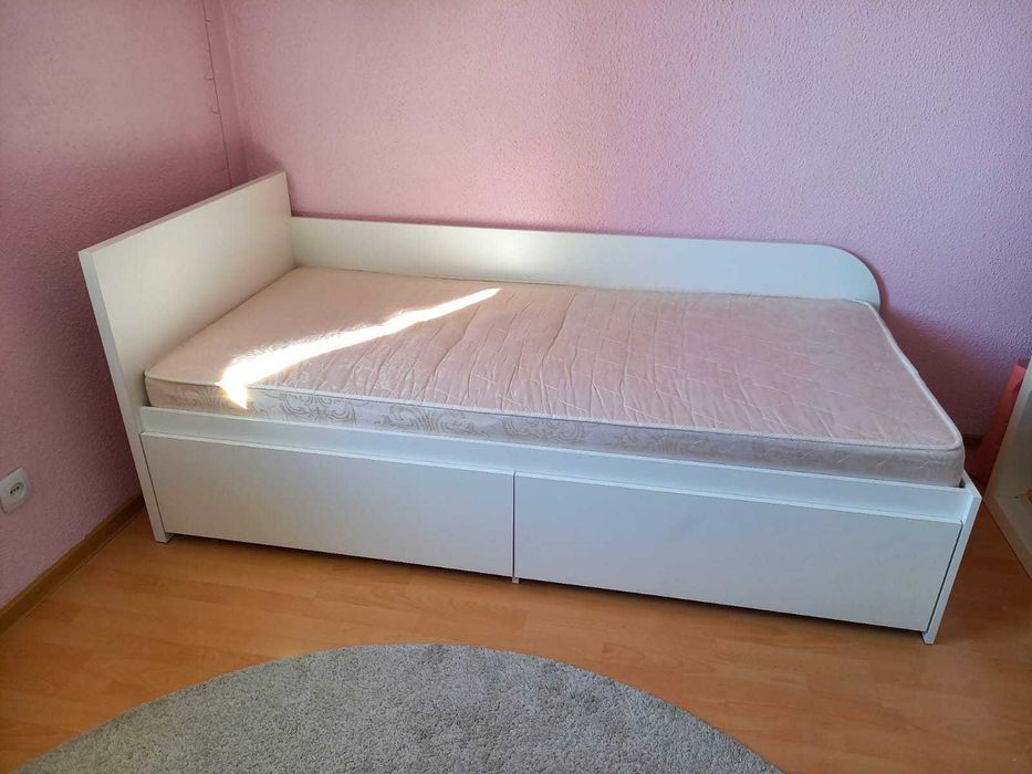 стенка горка в гостиную ; спальня