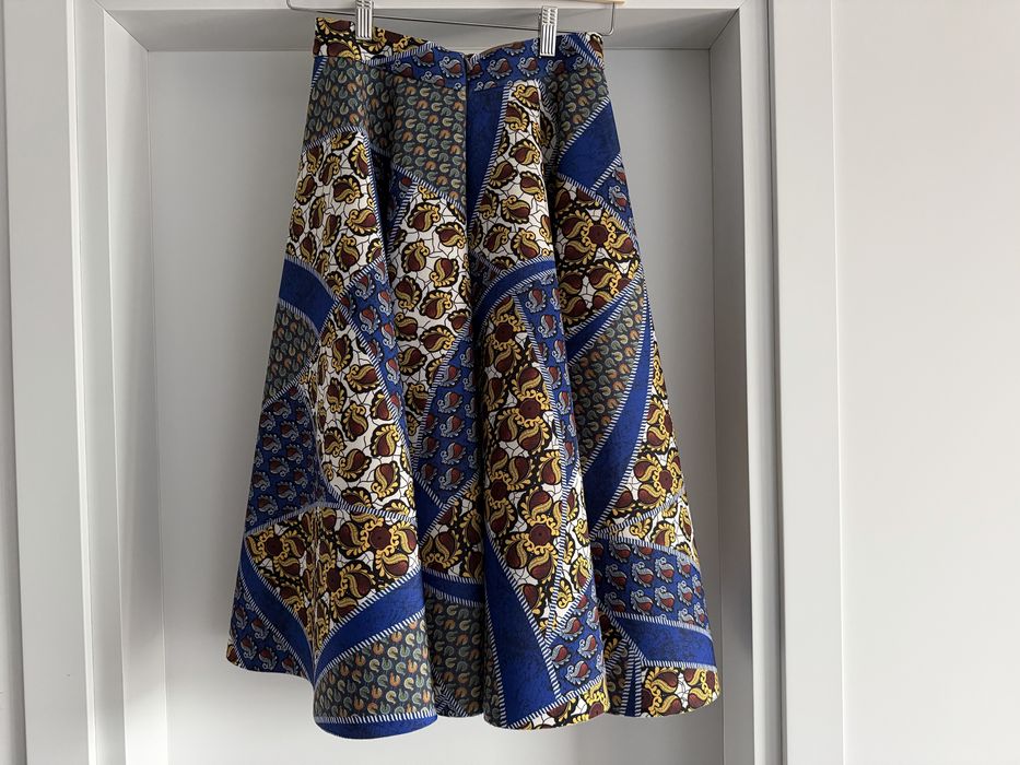 Дизайнерска пола Sassa Björg – неопрен, размер 34