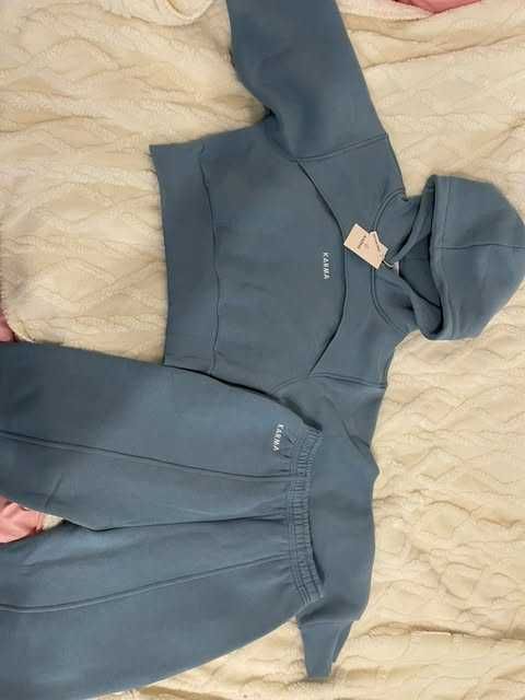 Сет KARMA Спортен екип КАРМА