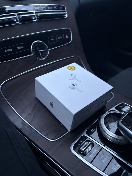 Airpods pro3 ,pro2 airpods4 и всички други може коментар по цената