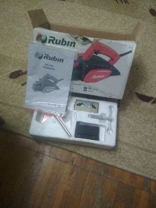 Продам электро рубанок Rubin