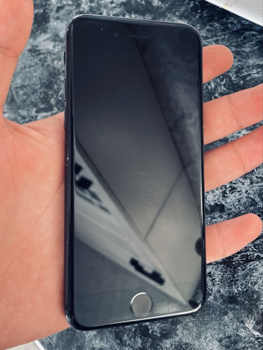 продам iphone 7