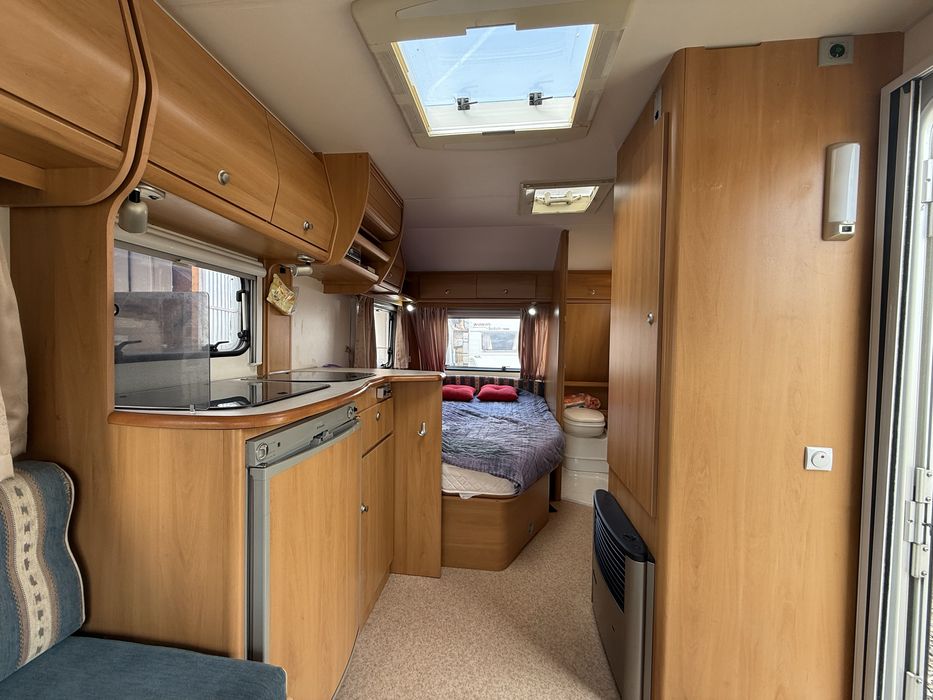 Rulota Kip Avento 445TF,an2006,4 pers,Mover,invertor,panou solar,