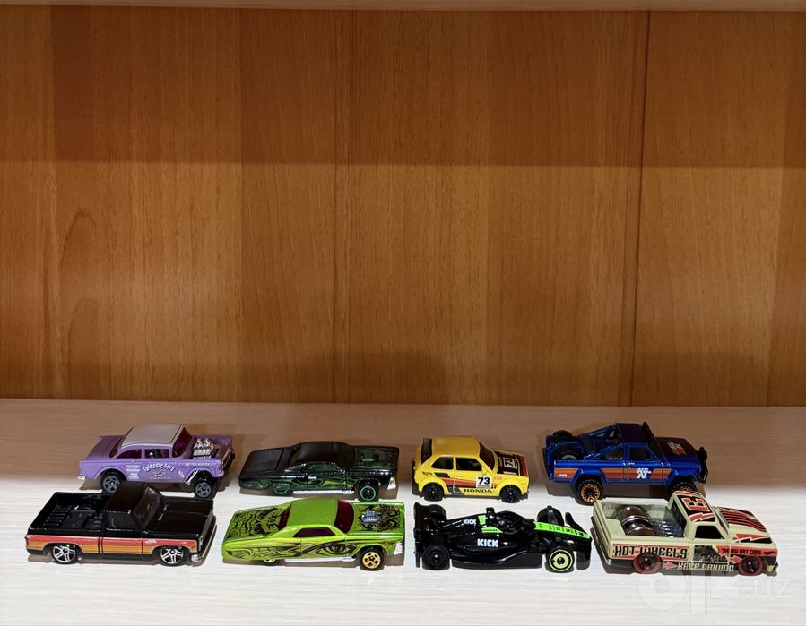 Машинки Hot wheels