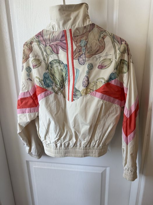 Дамско яке от Авин