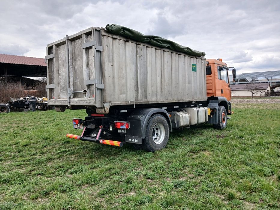 MAN TGA  abrollkipper 4x4