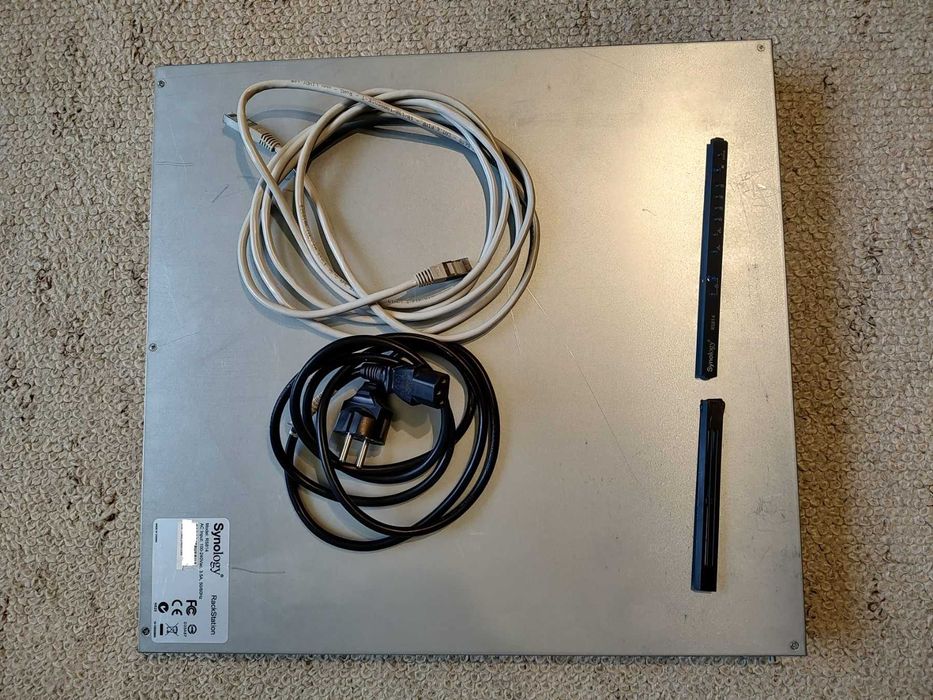 Synology NAS rack server - RS814 с 4x 3TB HDD - 12TB общо